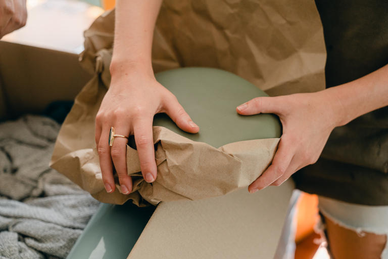 Packing fragile items